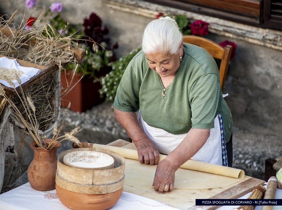 BORGOROSE RI - fraz. Corvaro pizza sfogliata