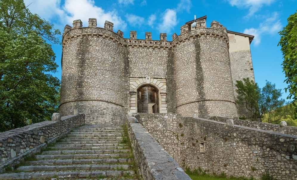 Il Castello Orsini a Montenero Sabino