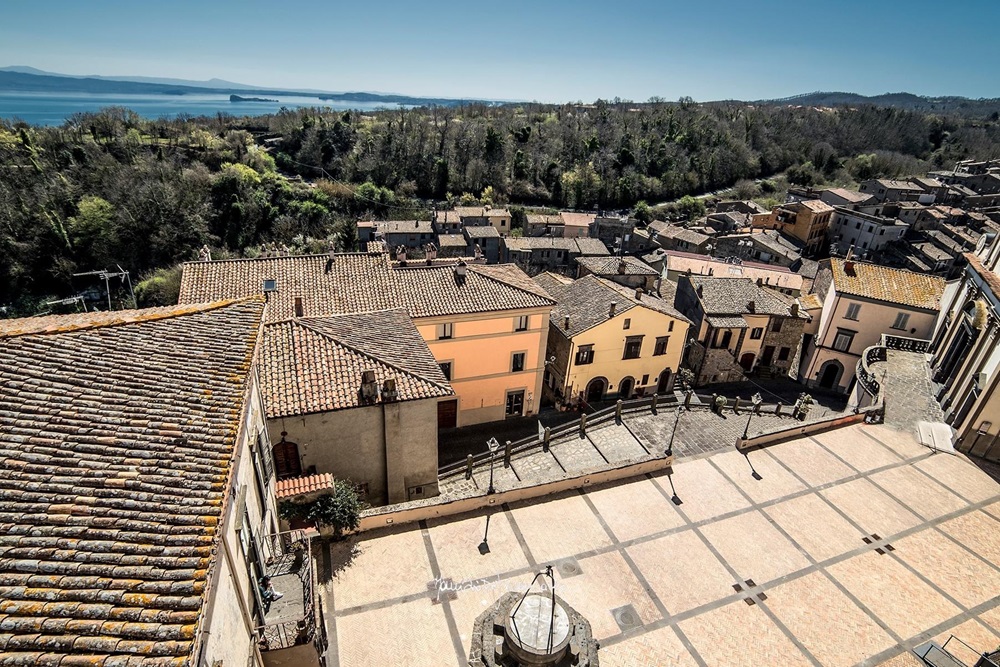 Il lago di Bolsena visto da Gradoli