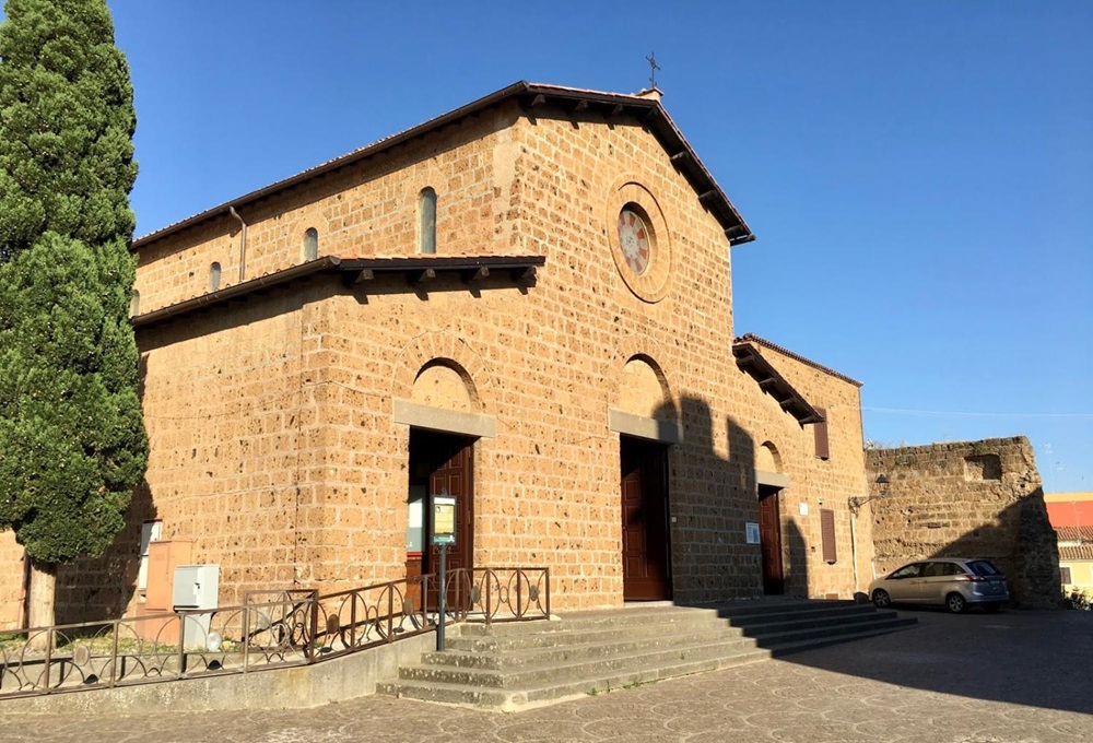 La facciata della Chiesa di Santa Maria Maggiore a Cerveteri - photo @comune.cerveteri.rn.it