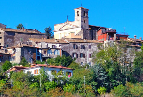 Panoramica di Ferentino - Foto di maudanros da Adobe Stock