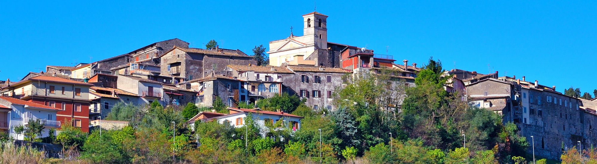 Panoramica di Ferentino - Foto di maudanros da Adobe Stock