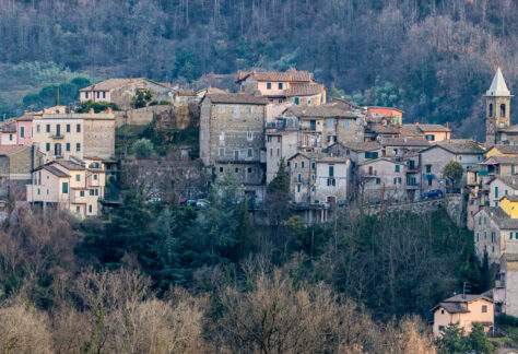 Panoramica di Gerano - Foto di e55evu da Adobe Stock