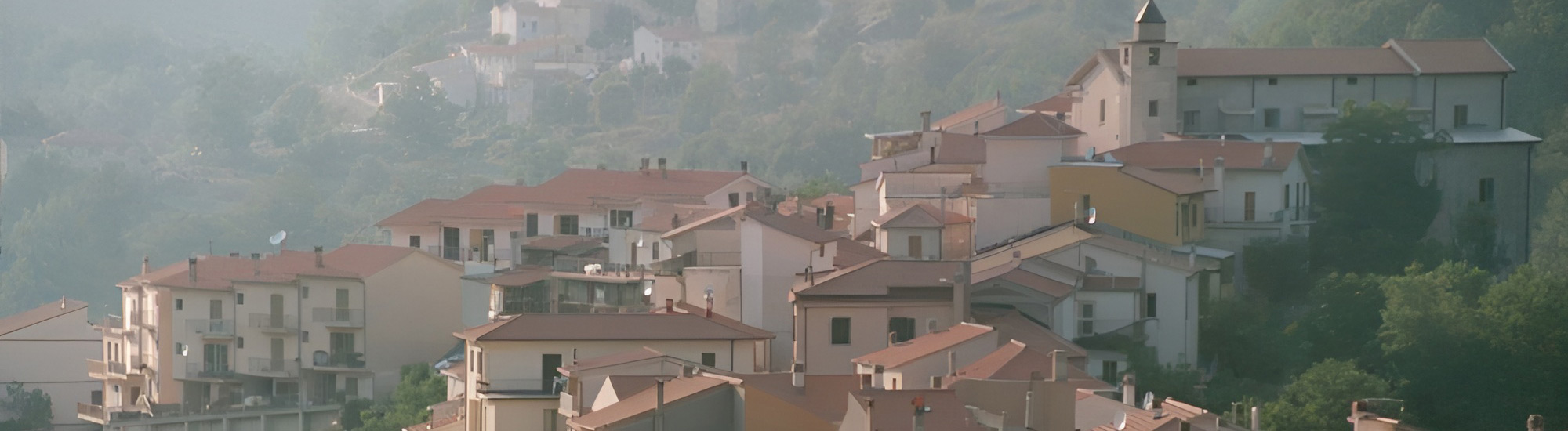 Panoramica di San Biagio Saracinisco - Foto di Isabelle Rossi da Wikipedia