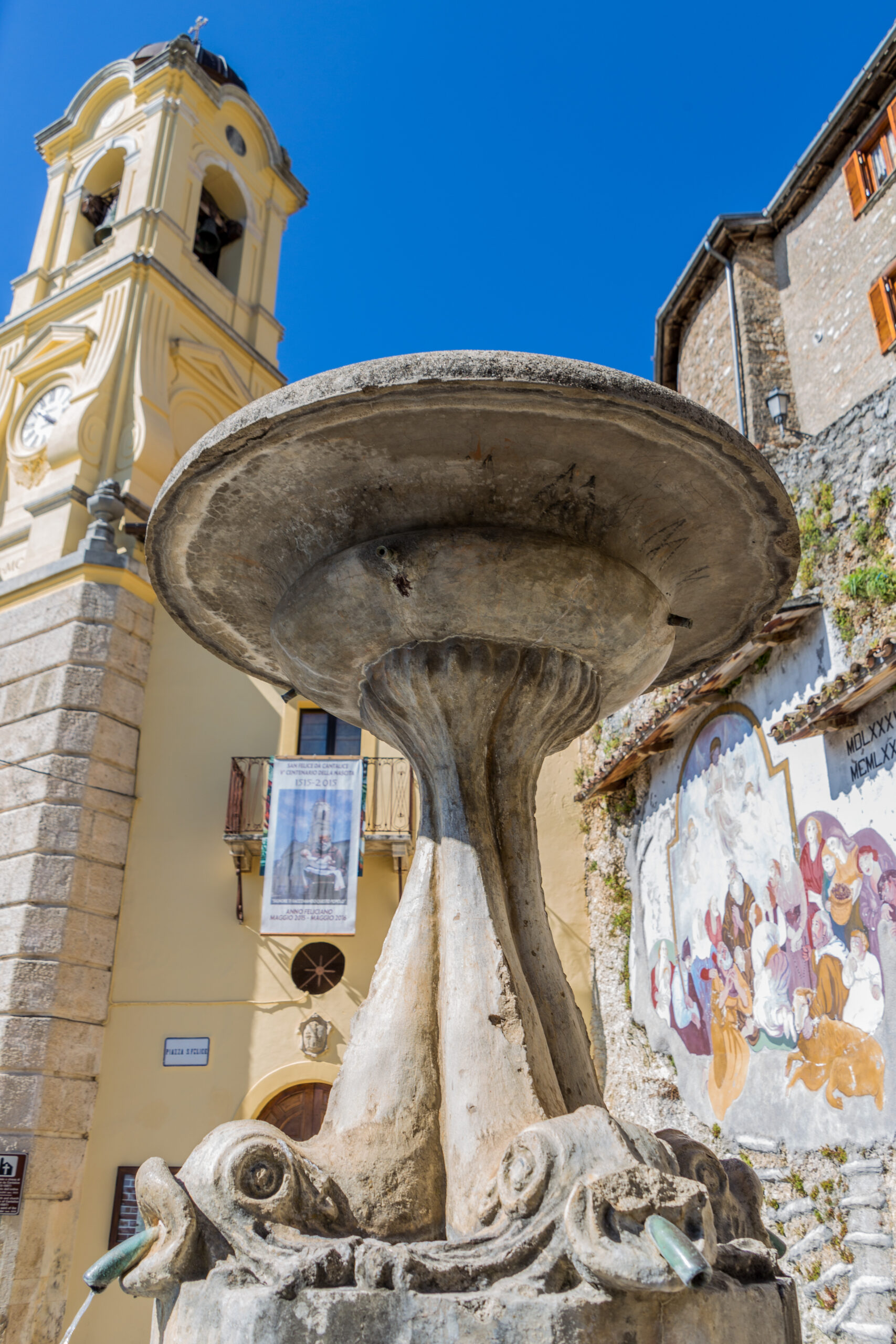 Cantalice: Fontana in Piazza San Felice