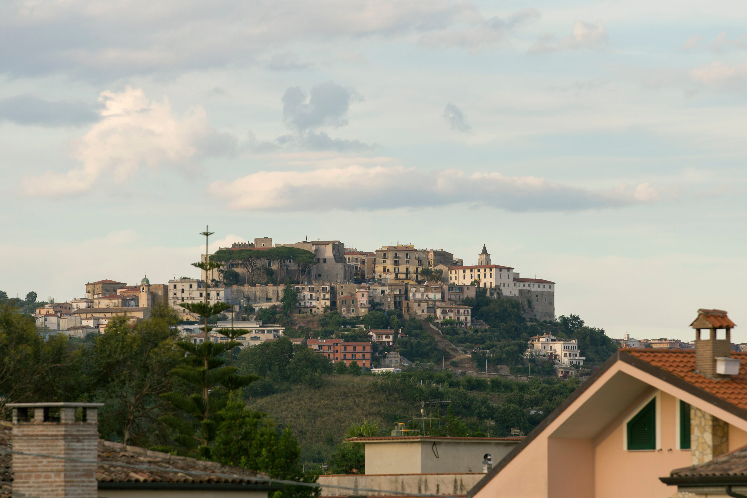 Panoramica di Minturno - Foto di Алексей Смышляев da Adobe Stock