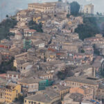 foto panoramica del comune di Arpino in porvincia di Frosinone