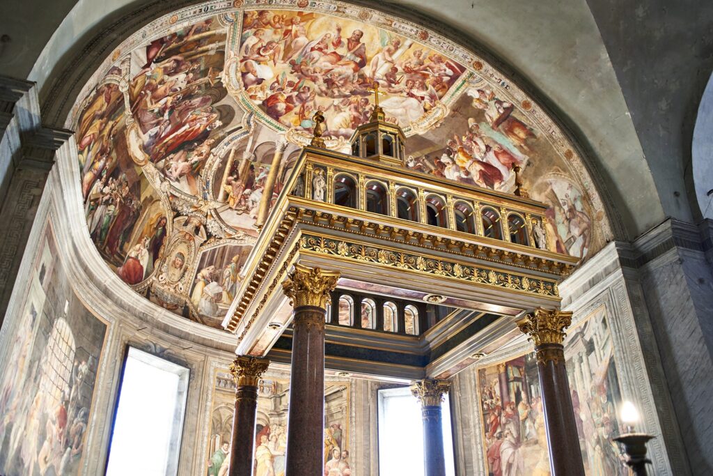 L'interno della Basilica di San Pietro in Vincoli