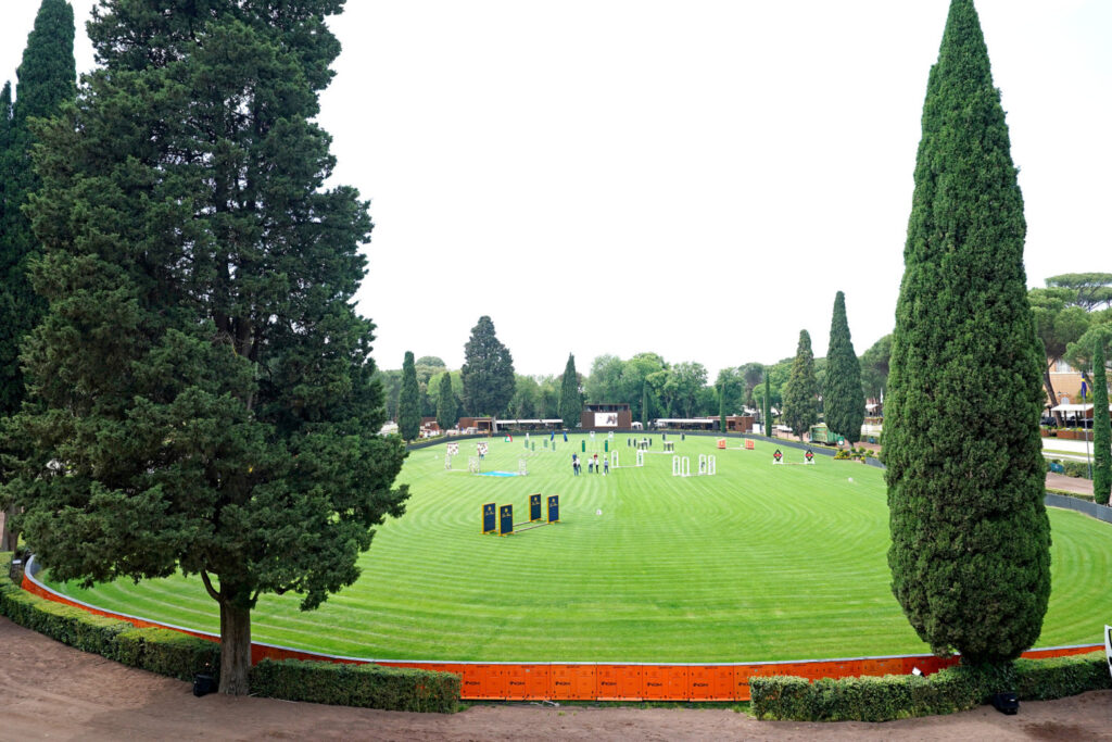 L'Ovale di Piazza di Siena - foto di www.piazzadisiena.it