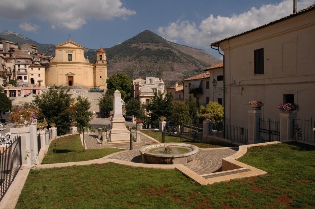 Roccagorga LT Chiesa dei SS. Leonardo ed Erasmo