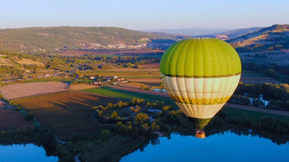 Viaggio in mongolfiera sulla Valle del Tevere foto @FB-Romamongolfiere