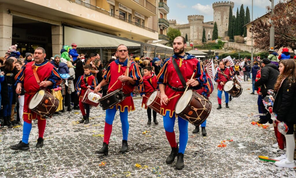 La street Band durante il Carnevale storico di Tivoli